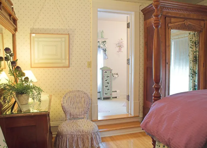 White Lace Inn