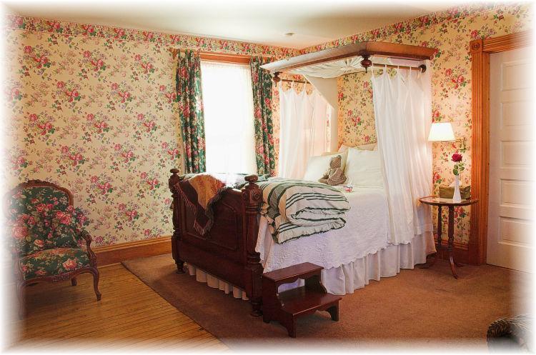 White Lace Inn Sturgeon Bay